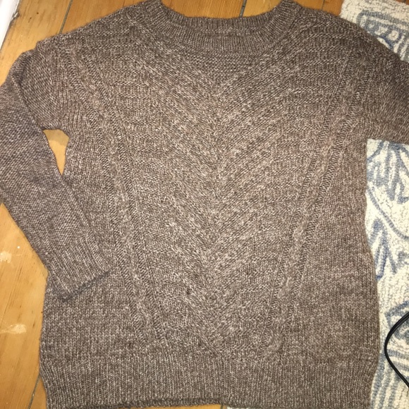 Sweater - Picture 1 of 4
